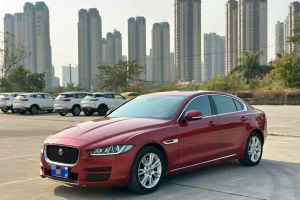 XE 捷豹 2.0T 200PS 兩驅(qū)R-Sport運(yùn)動(dòng)版