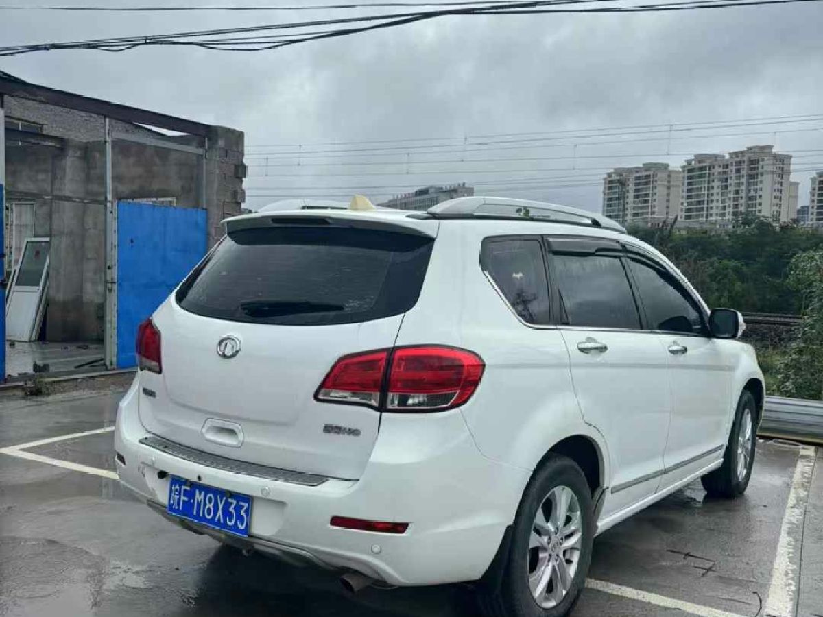 哈弗 H6  2012款 1.5T 手動兩驅(qū)精英型圖片