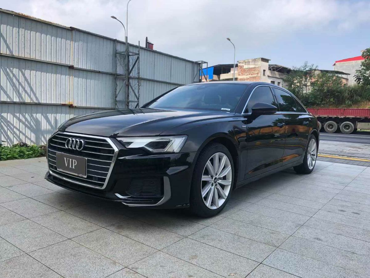 奧迪 奧迪A6L  2022款 40 TFSI 豪華動(dòng)感型圖片