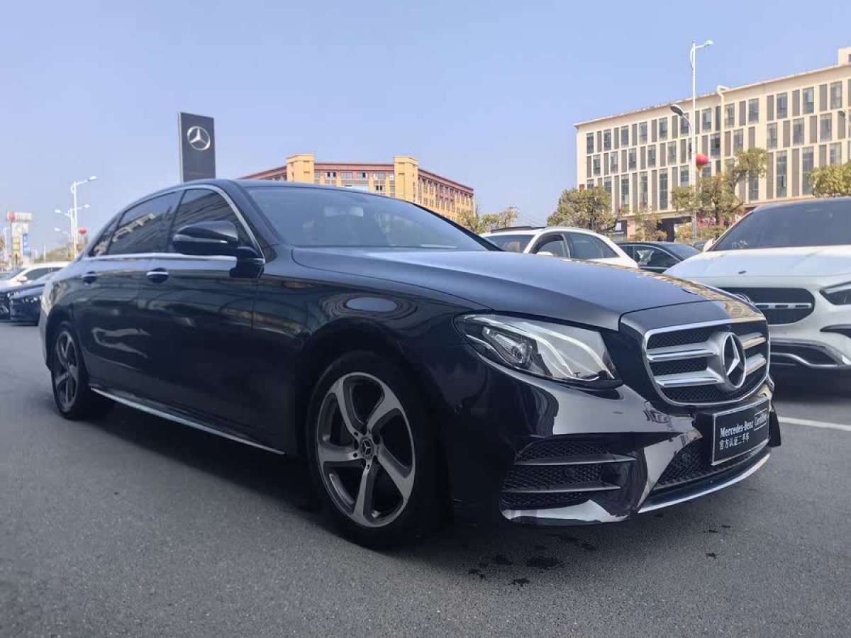 奔馳 奔馳E級  2019款 改款 E 300 L 豪華型圖片
