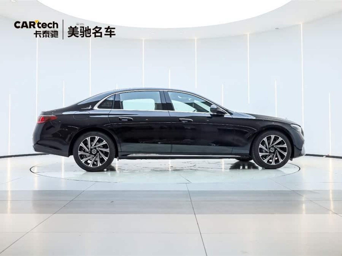 奔馳 奔馳E級(jí)  2025款 改款 E 300 L 豪華型圖片