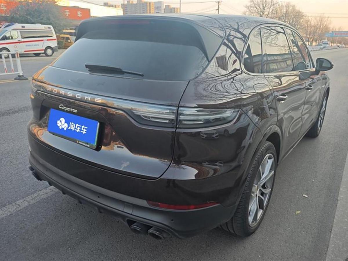 保時(shí)捷 Cayenne新能源  2022款 Cayenne E-Hybrid 2.0T 鉑金版圖片