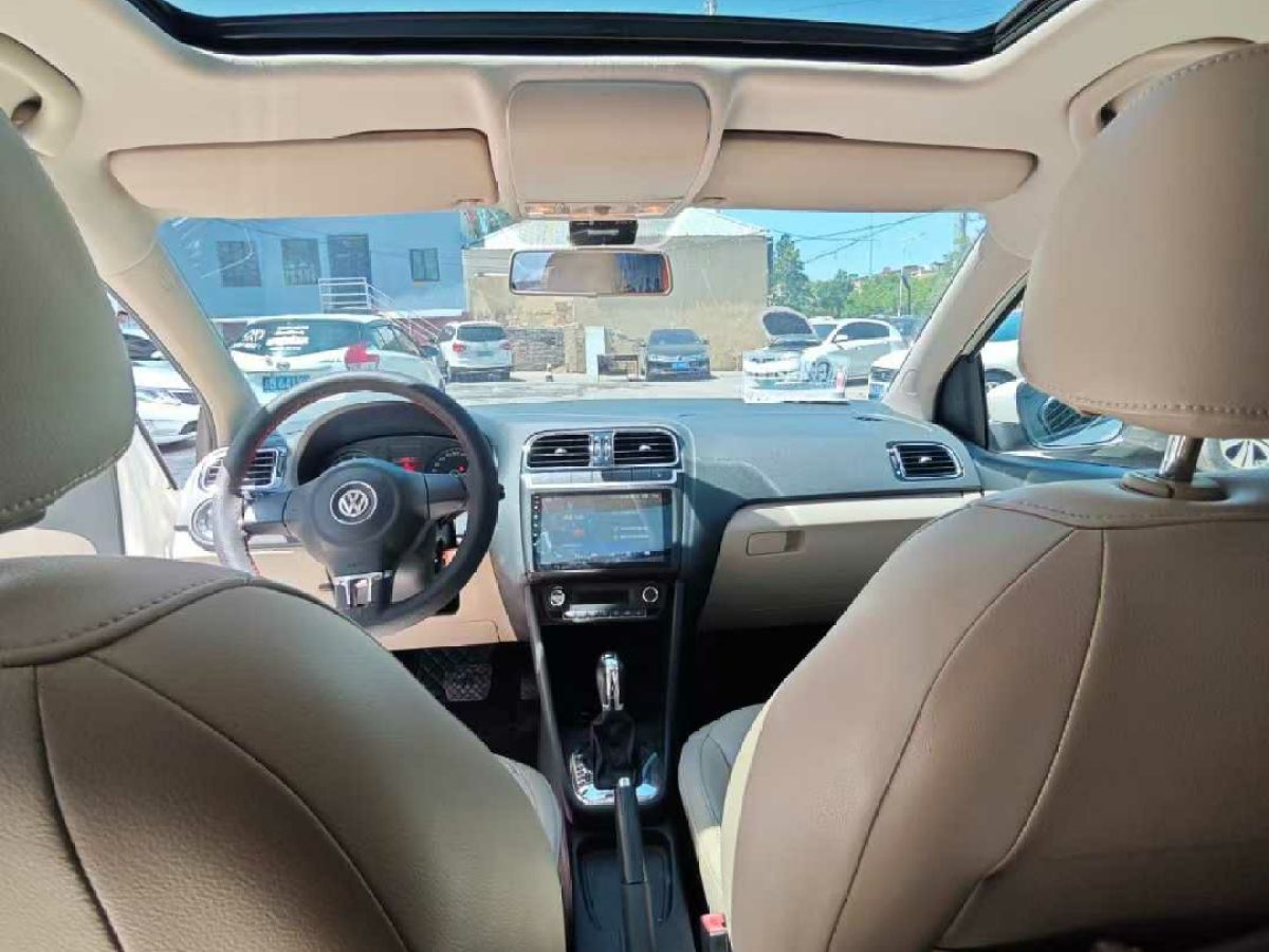大眾 途安  2013款 1.4 TSI 5座豪華璀璨版圖片