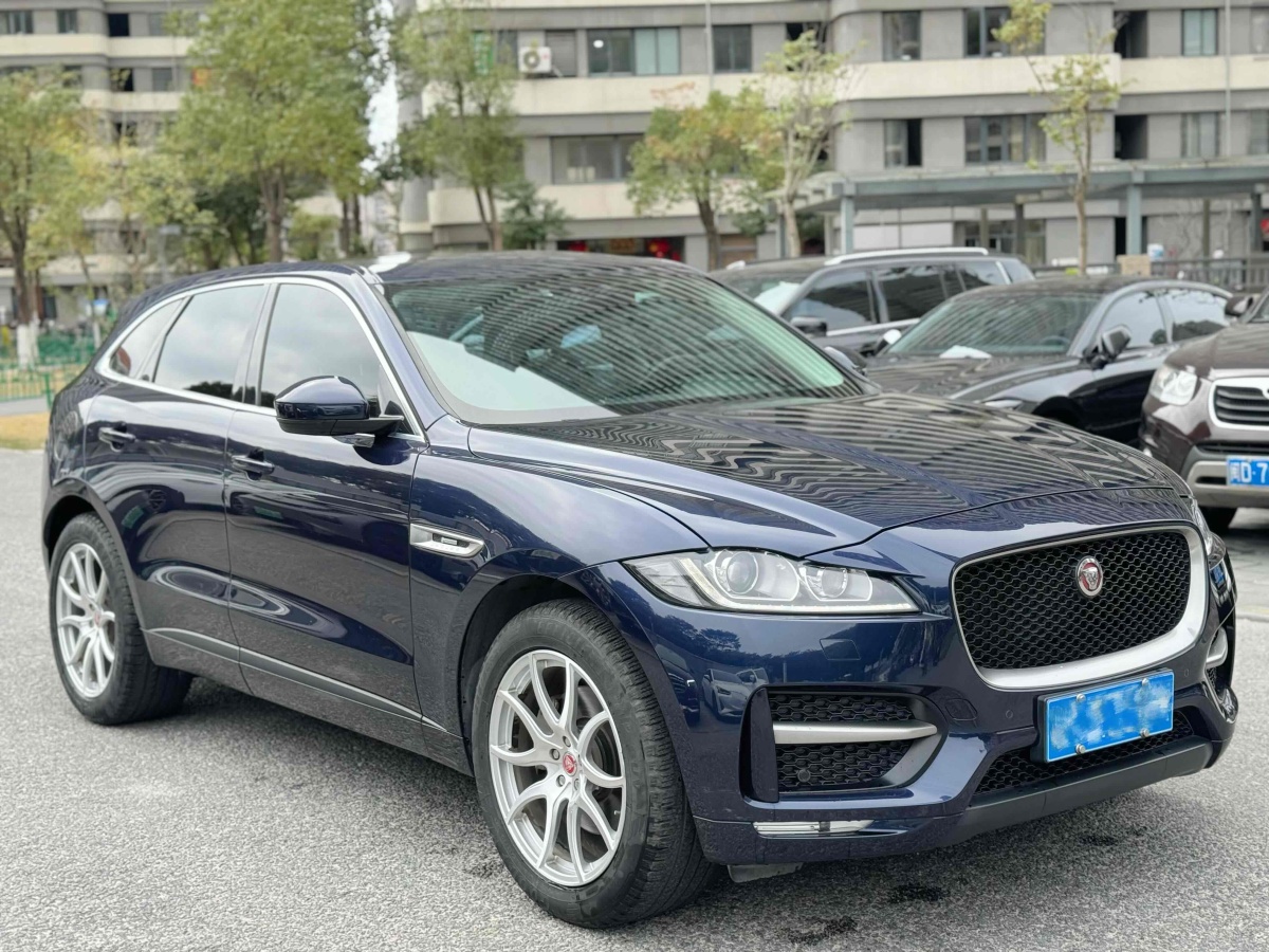 捷豹 F-PACE  2016款 3.0 SC 四驅(qū)R-Sport運動版圖片