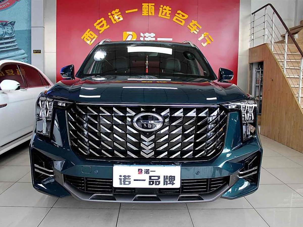 廣汽傳祺 GS8  2022款 領(lǐng)航系列 2.0TGDI 兩驅(qū)豪華智聯(lián)版（七座）圖片