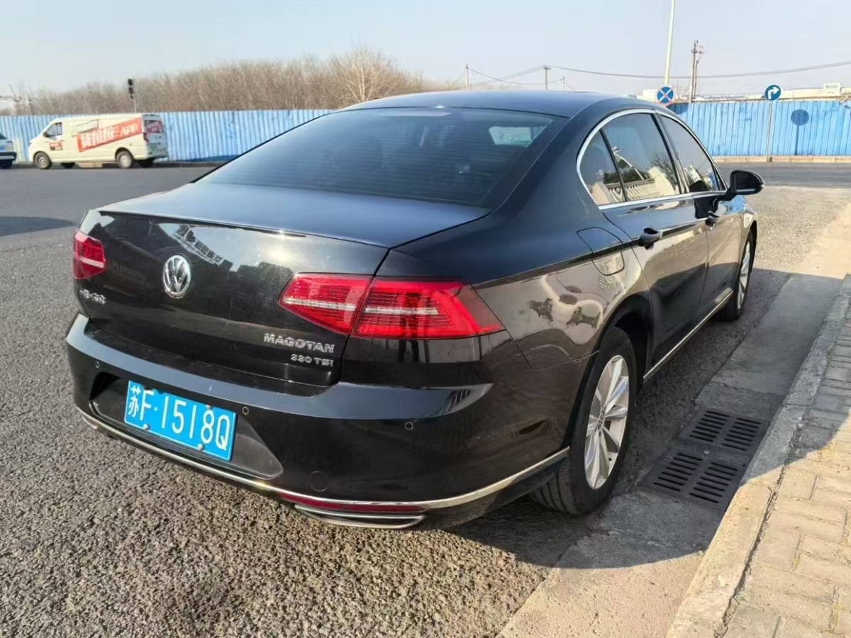 大眾 邁騰  2019款 330TSI DSG 領(lǐng)先型圖片