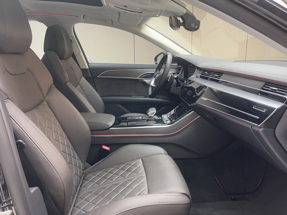 奧迪 奧迪A8  2022款 A8L 50 TFSI quattro 舒適型典藏版圖片