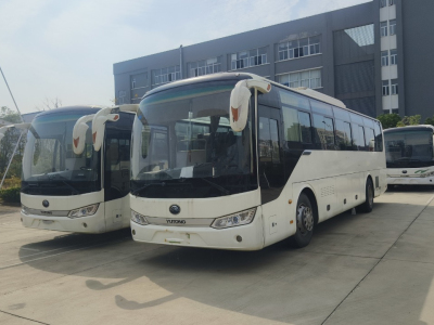  多臺(tái)48座非營(yíng)運(yùn)宇通6115寧德時(shí)代電車(chē) 圖片