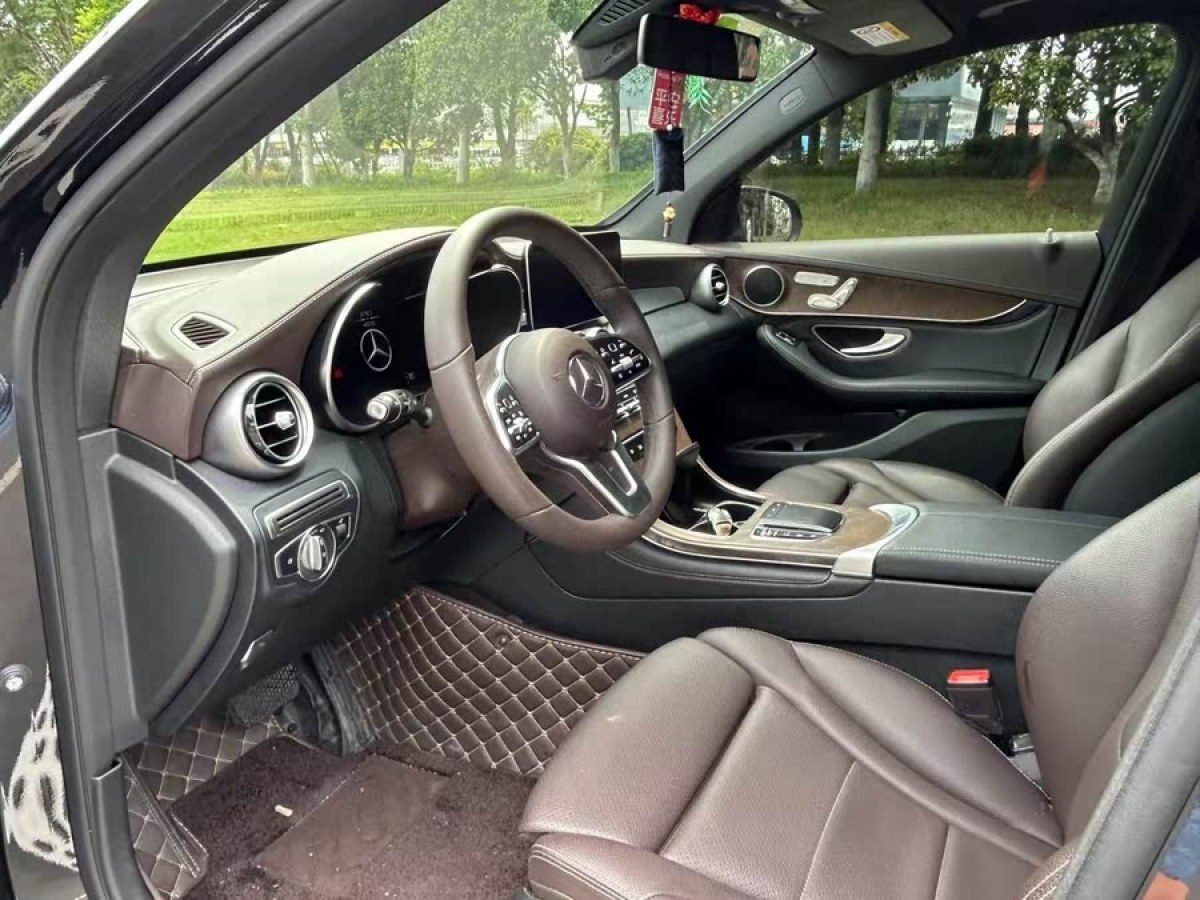 奔馳 奔馳GLC  2025款 改款 GLC 260 L 4MATIC 豪華型圖片