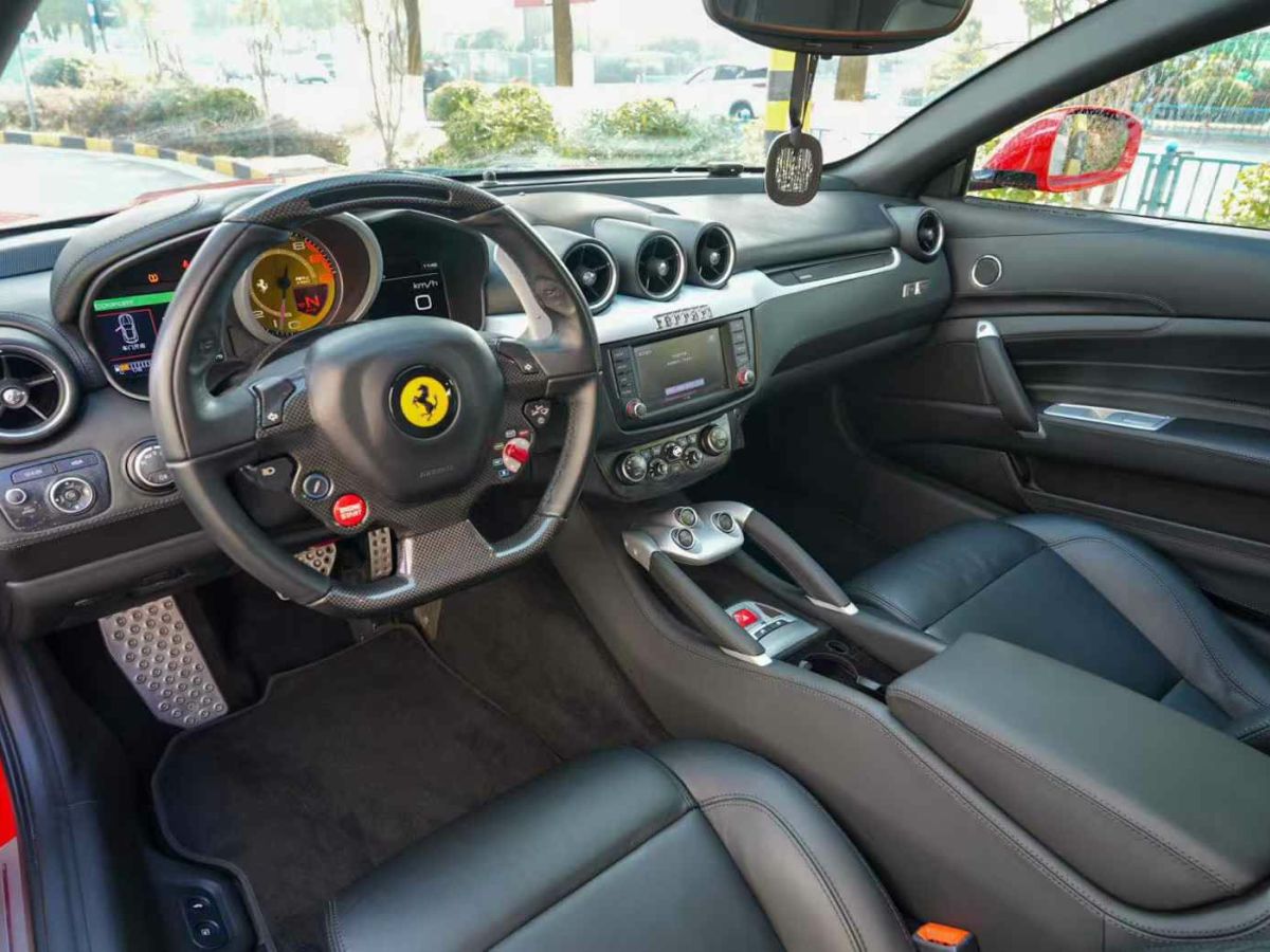 法拉利 GTC4Lusso  2016款 6.3L V12圖片