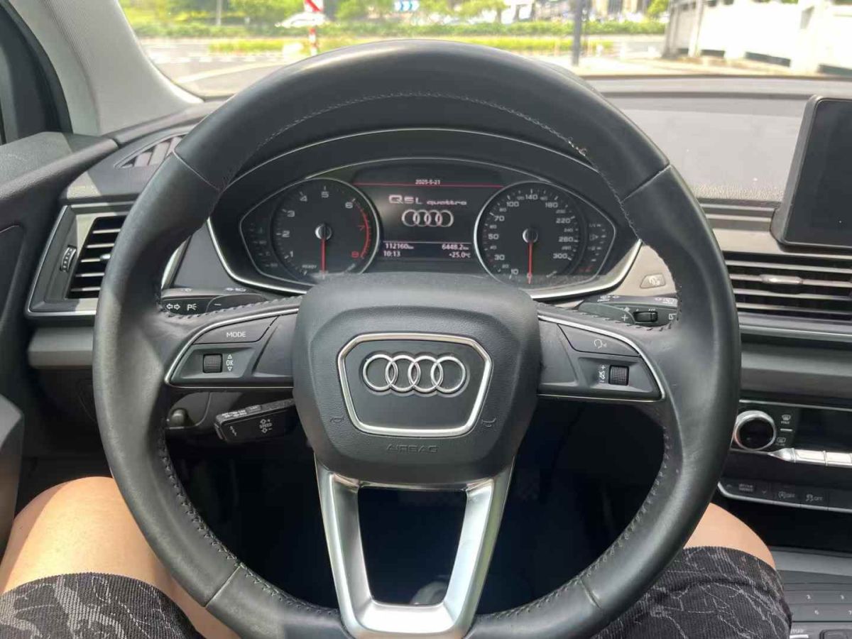 奧迪 奧迪Q3  2019款  35 TFSI 時尚動感型圖片
