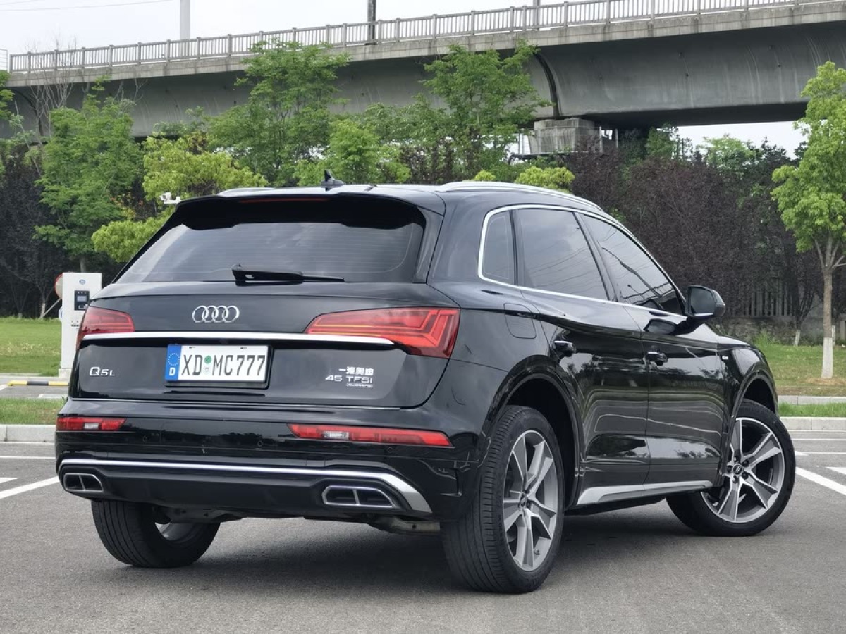 奧迪 奧迪Q5L  2021款 45 TFSI 豪華動感型圖片