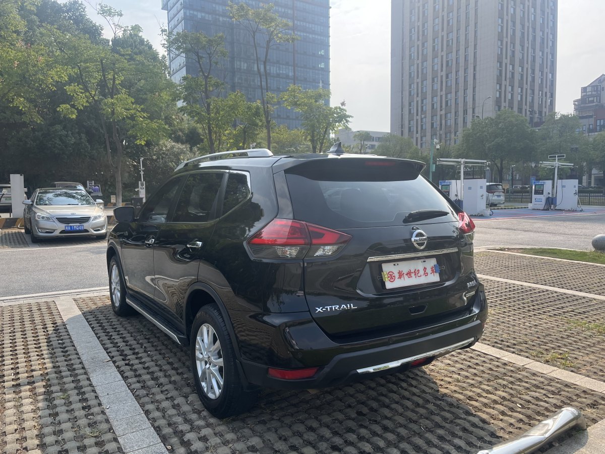 2019年9月日產(chǎn) 奇駿  2019款 2.0L CVT智聯(lián)舒適版 2WD