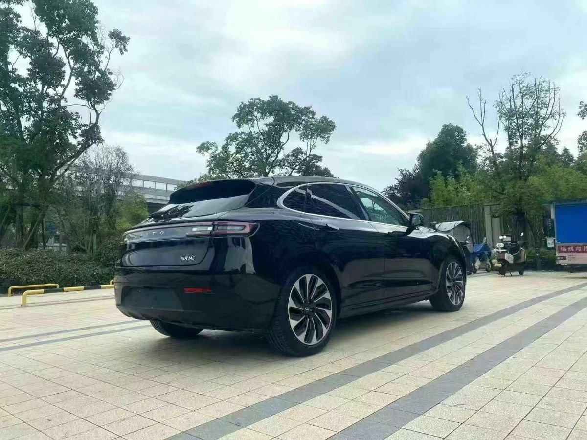 賽力斯 問界M5  2022款 M5 EV 四驅(qū)性能版圖片
