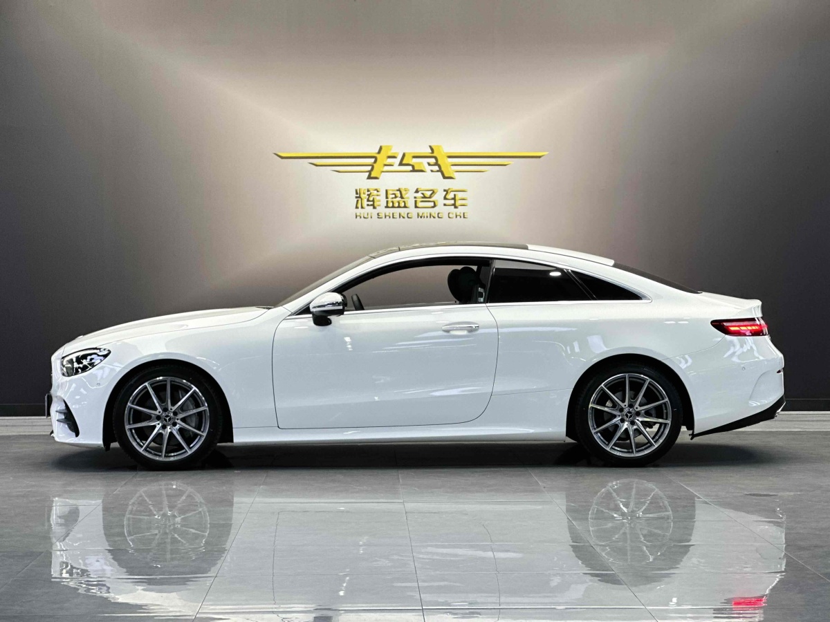 奔馳 奔馳E級  2023款 改款 E 260 轎跑車圖片