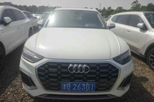 奧迪Q5 e-tron 奧迪 40 e-tron 星耀型 機(jī)甲套裝