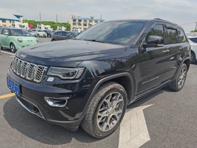 2020年11月 Jeep 大切諾基(進口) 3.0L 精英導(dǎo)航版圖片