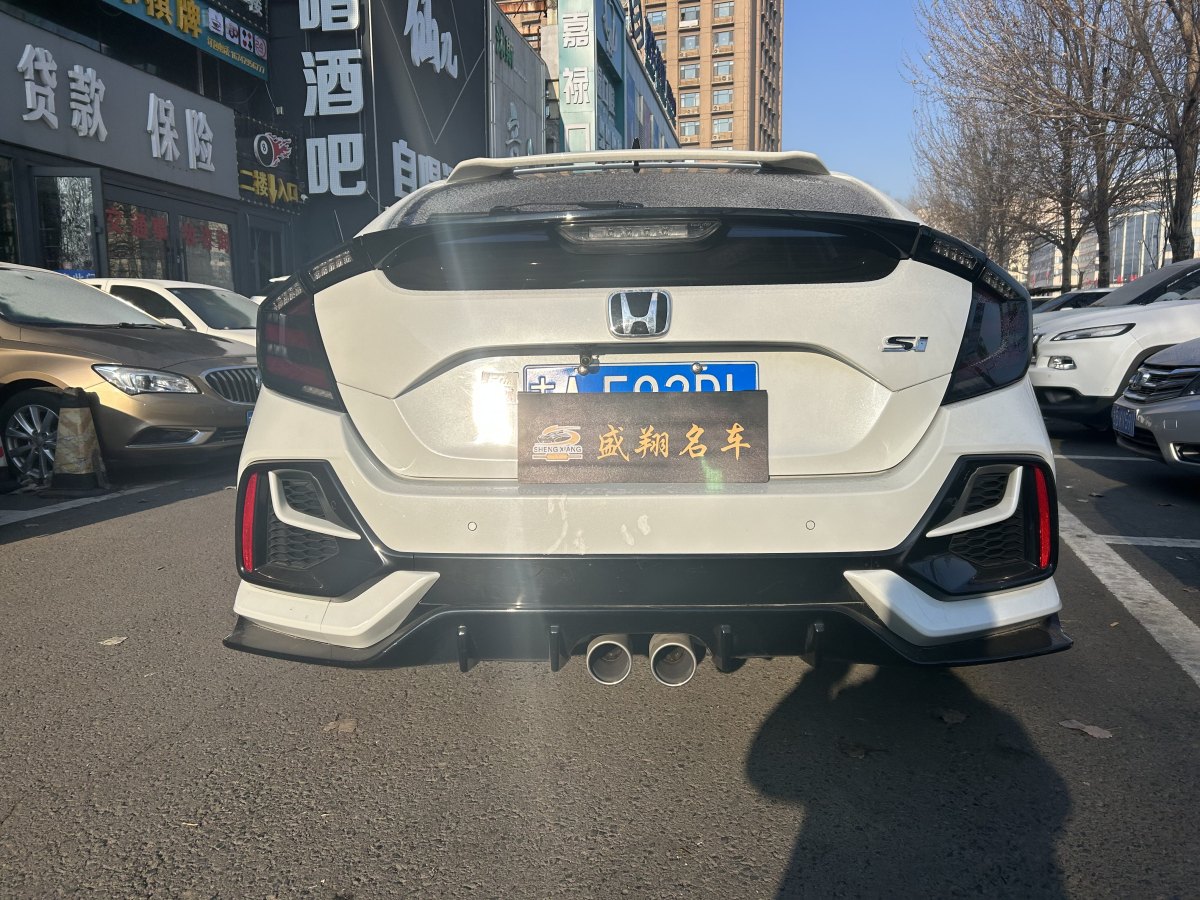 本田 思域  2021款 HATCHBACK 220TURBO CVT潮酷控圖片