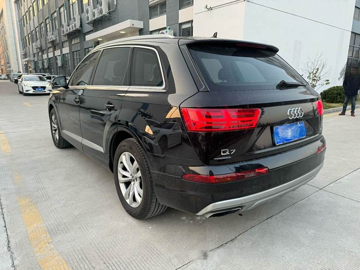 奧迪 奧迪Q7  2016款 45 TFSI 技術(shù)型圖片