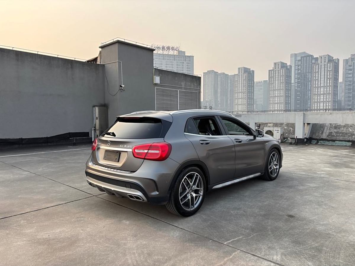 奔馳 奔馳GLA AMG  2017款 改款 AMG GLA 45 4MATIC圖片