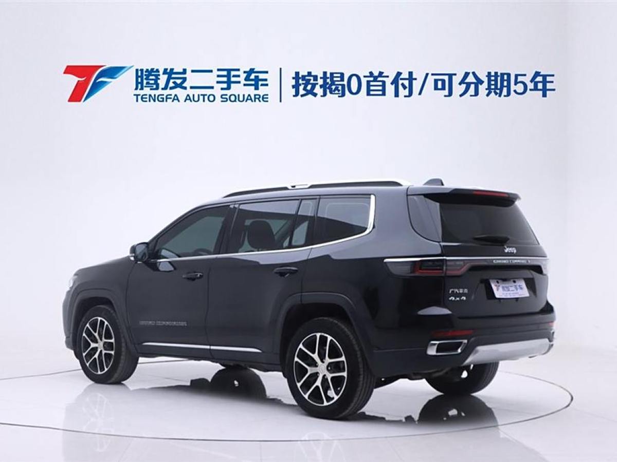 Jeep 大指揮官  2022款 2.0T 四驅(qū)豪華版圖片