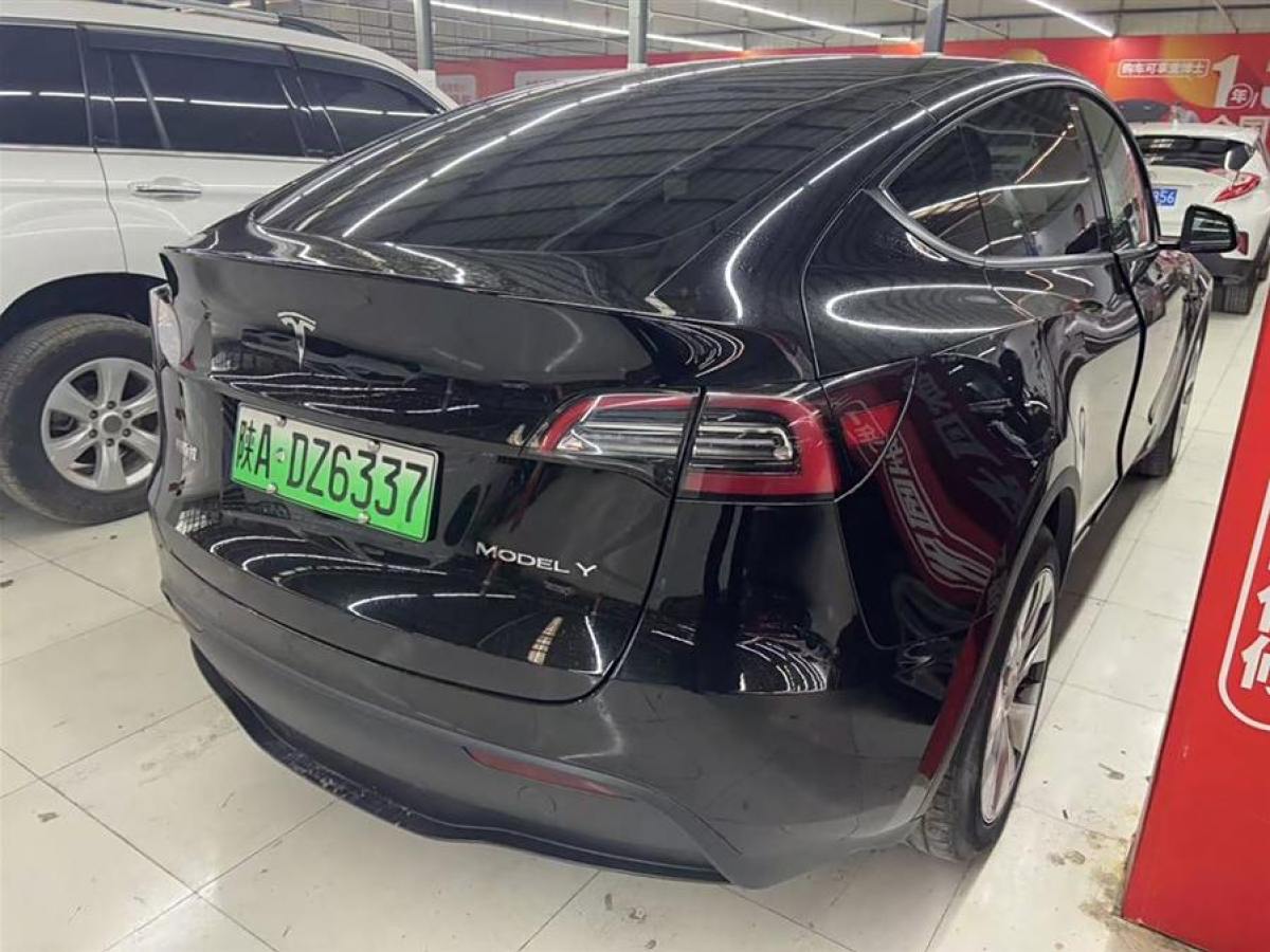 特斯拉 Model 3  2022款 后輪驅(qū)動版圖片