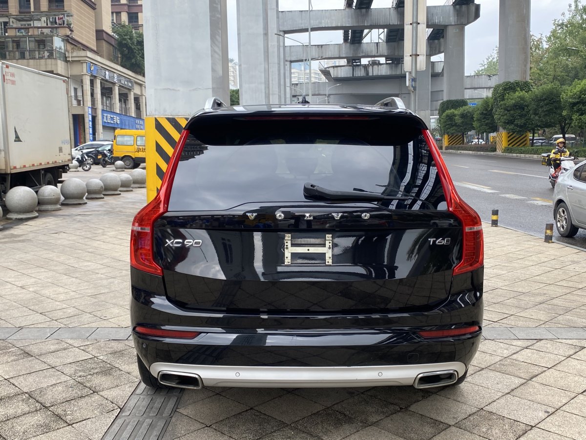 沃爾沃 XC90  2018款 T5 智逸版 7座圖片