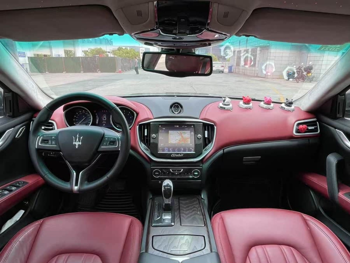 瑪莎拉蒂 Ghibli  2014款 3.0T 標(biāo)準(zhǔn)版圖片