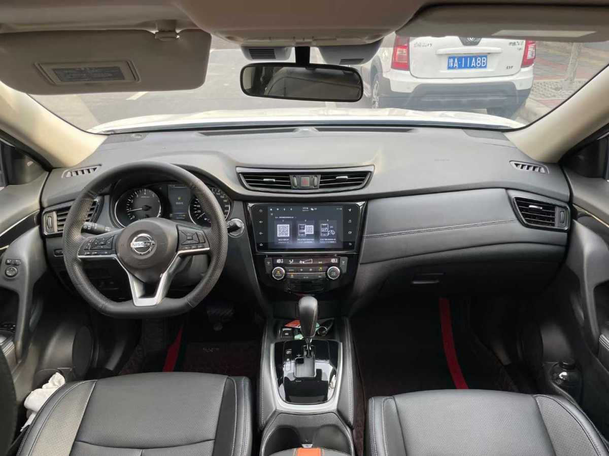 2021年7月日产 奇骏  2021款 2.0L CVT 2WD XL ITS舒适纪念版