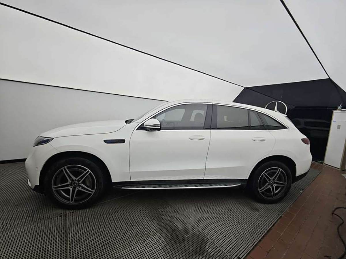 2020年8月奔馳 奔馳EQC  2021款 EQC 400 4MATIC