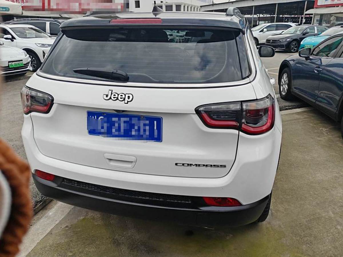 Jeep 指南者  2019款  220T 自動(dòng)悅享版圖片