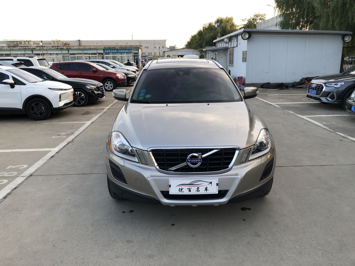 2012年12月沃爾沃 XC60  2012款 T5 智雅版