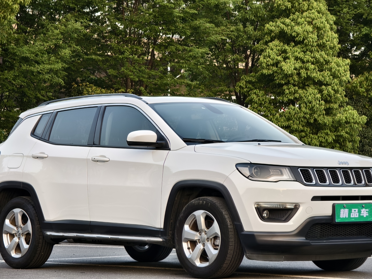 Jeep 指南者  2020款 220T 自動(dòng)夜鷹版圖片