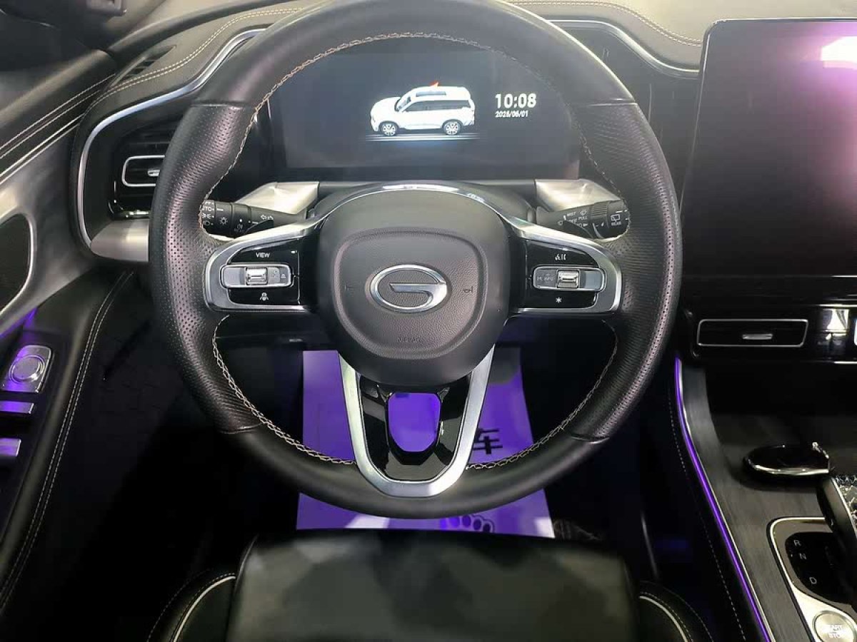 廣汽傳祺 GS8  2022款 領(lǐng)航系列 2.0TGDI 兩驅(qū)豪華智聯(lián)版（七座）圖片