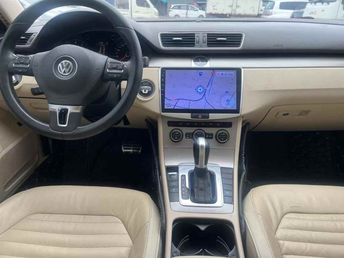 大眾 輝騰  2014款 3.0L 商務(wù)型圖片