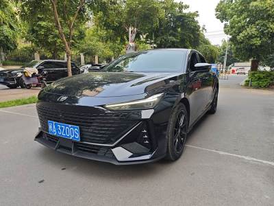 2023年5月 长安 长安UNI-V 1.5T 尊贵型图片