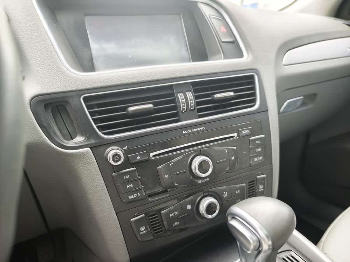 奧迪 奧迪Q5  2015款 40 TFSI 進取型圖片