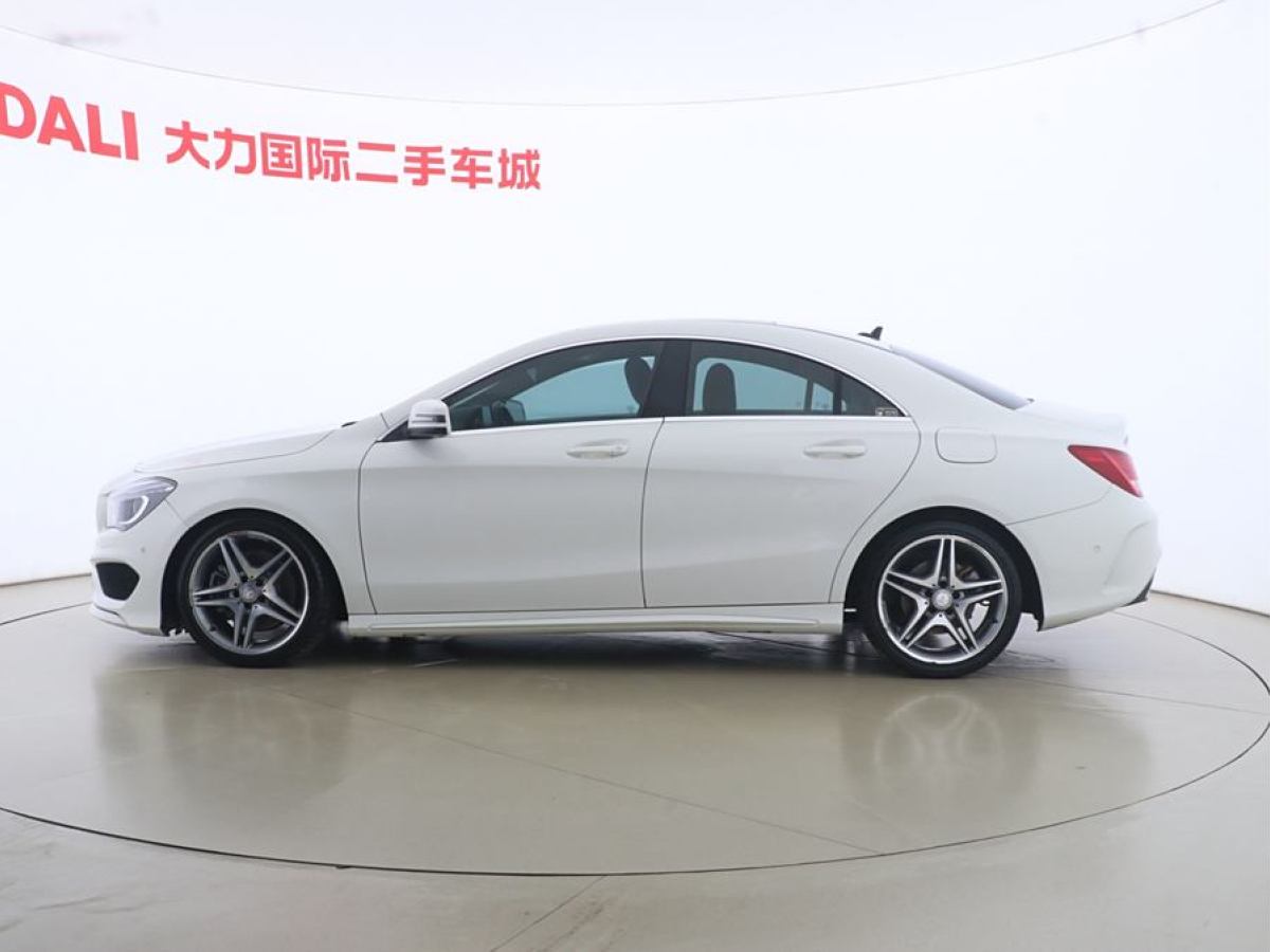 2016年4月奔馳 奔馳CLA級(jí)  2015款 CLA 220 4MATIC