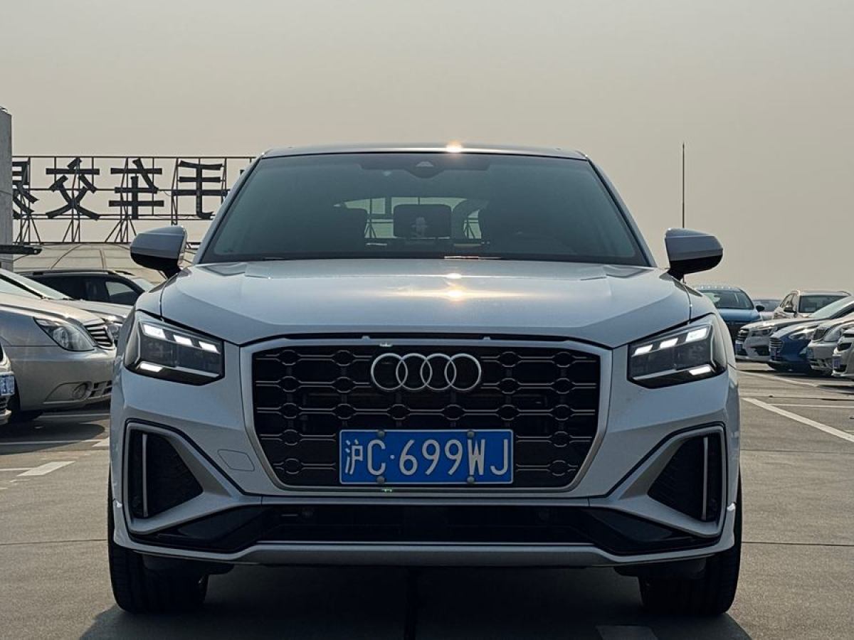 奧迪 奧迪Q2L  2022款 35 TFSI 豪華動感型圖片