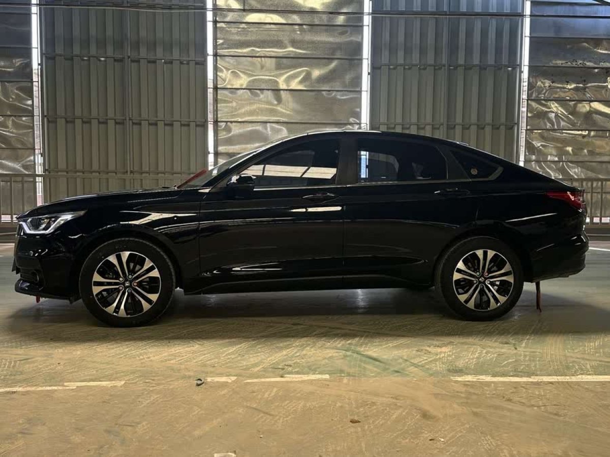 寶駿 RC-6  2019款 1.5T CVT 24小時(shí)在線尊貴型圖片