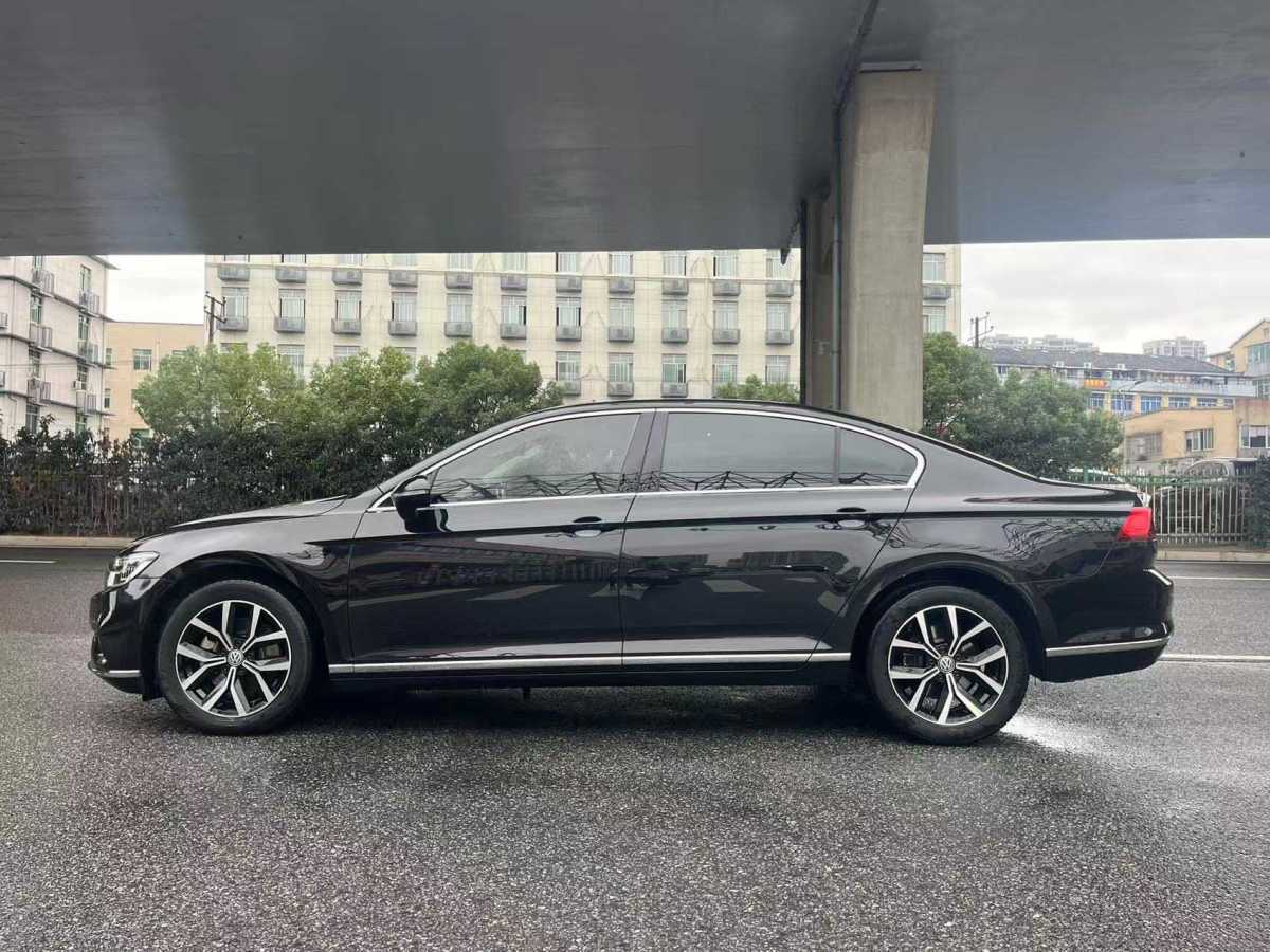 大眾 邁騰  2019款  330TSI DSG 領(lǐng)先型 國VI圖片