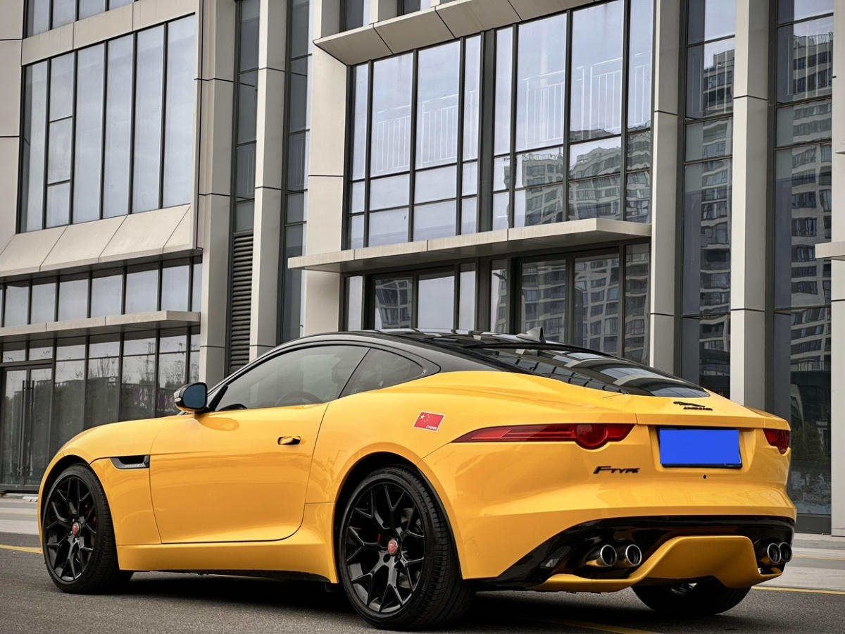 捷豹 F-TYPE  2016款 3.0T 硬頂版圖片