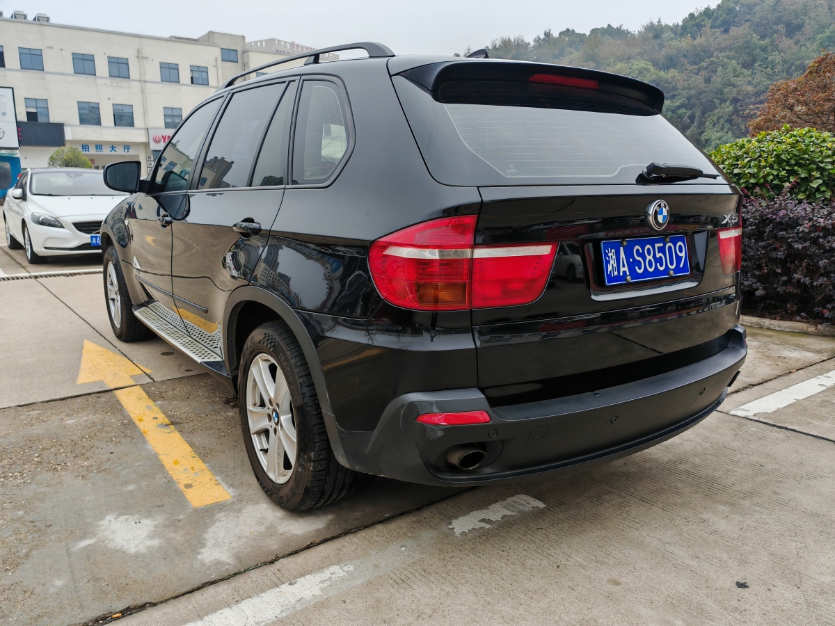 寶馬 寶馬X5  2008款 xDrive30i領(lǐng)先型圖片