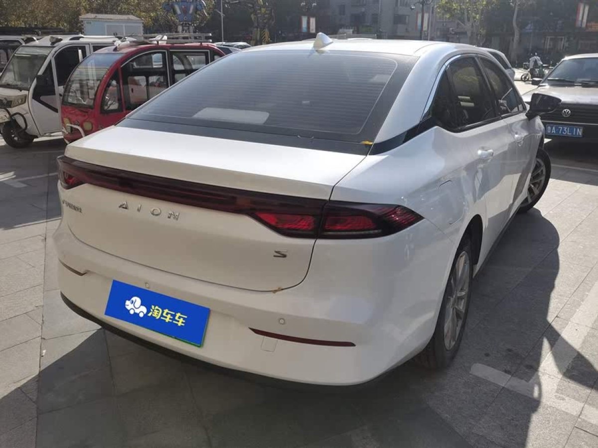 埃安 AION S  2023款 炫 580 55.2kWh 磷酸鐵鋰圖片