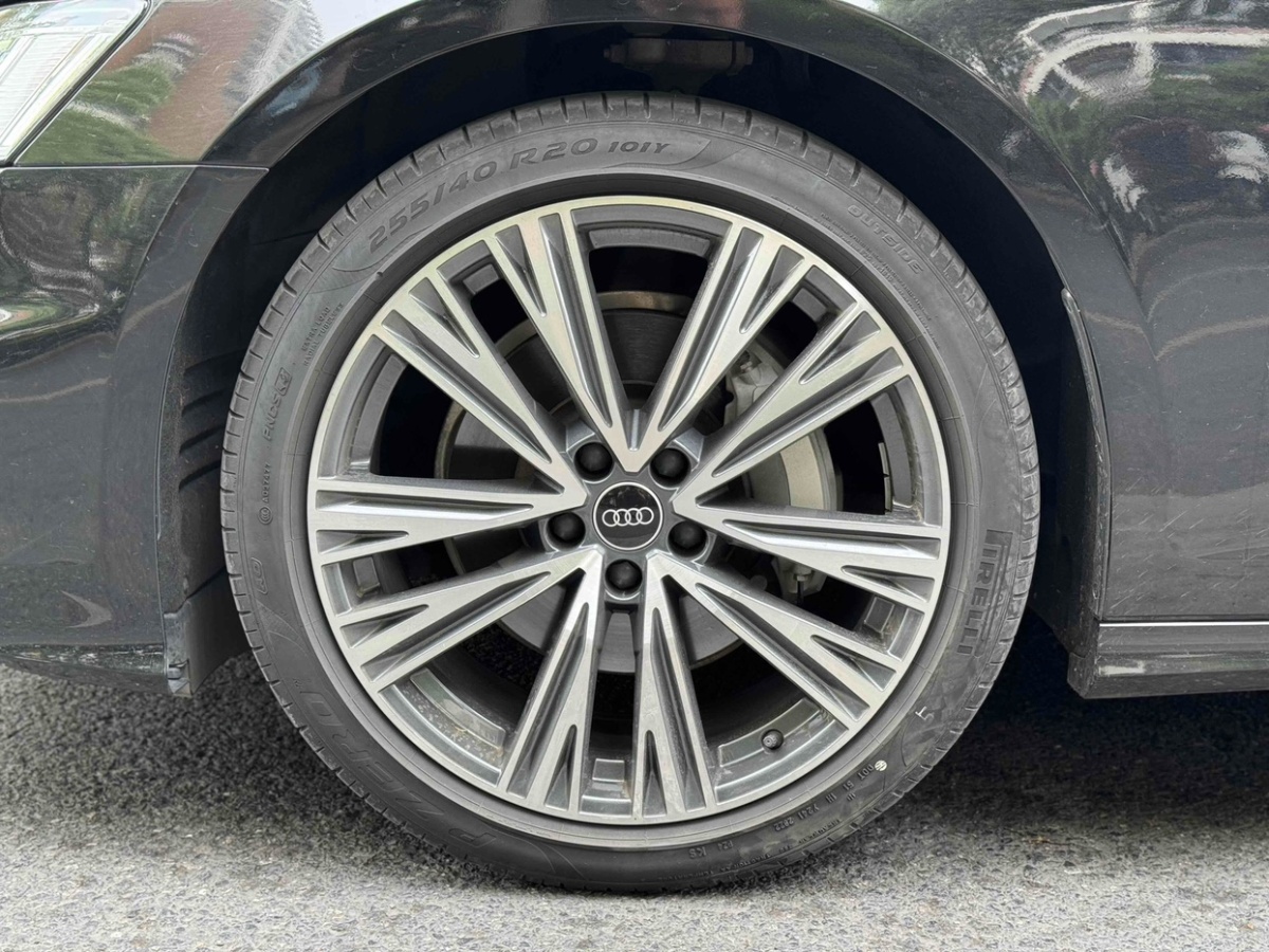 奧迪 奧迪A6L  2023款 40 TFSI 豪華動(dòng)感型圖片