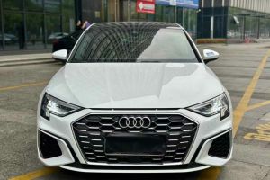 奧迪A3 奧迪 A3L Limousine 35 TFSI 時尚致雅型