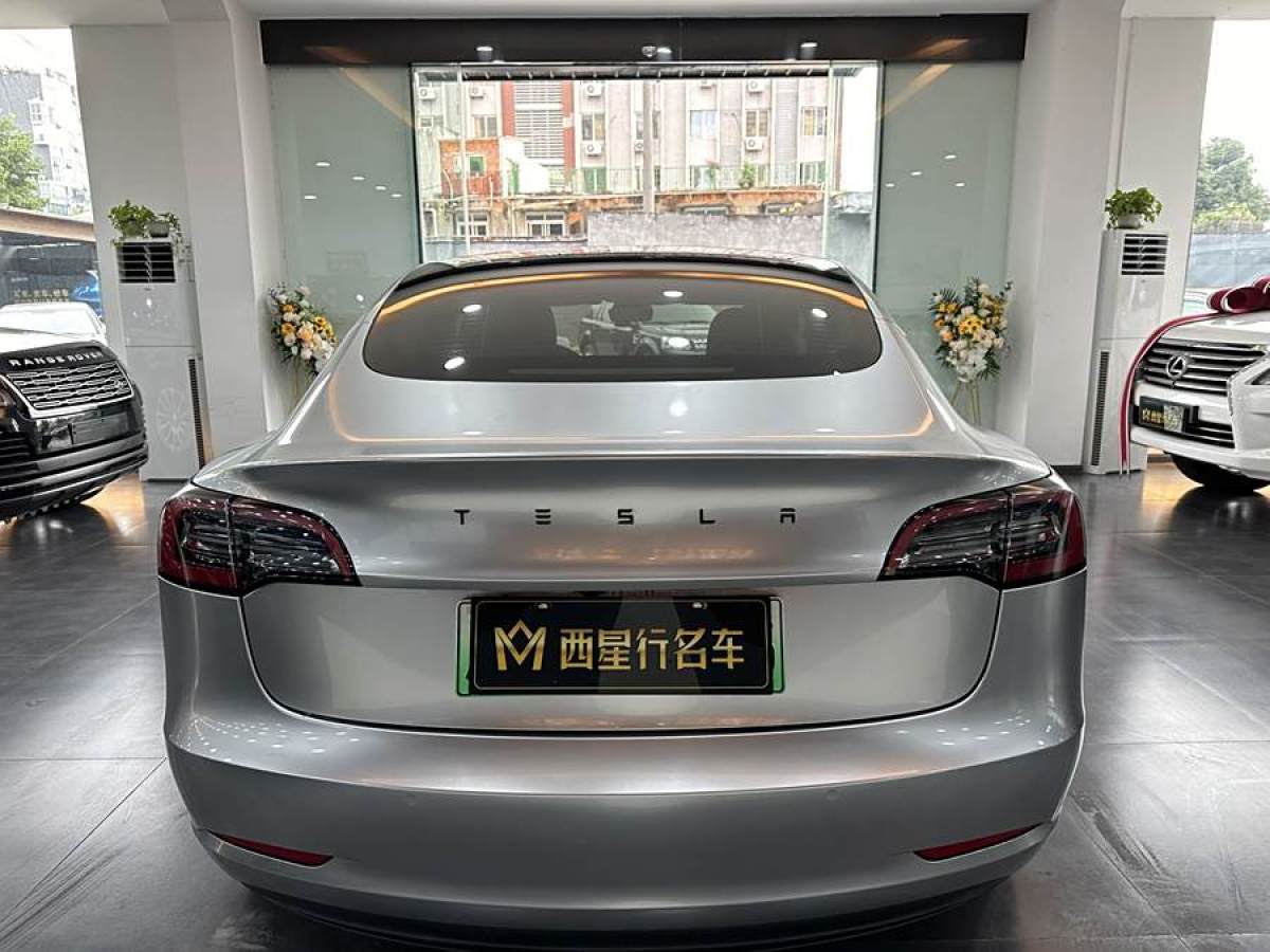 特斯拉 Model Y  2022款 改款 后輪驅(qū)動版圖片