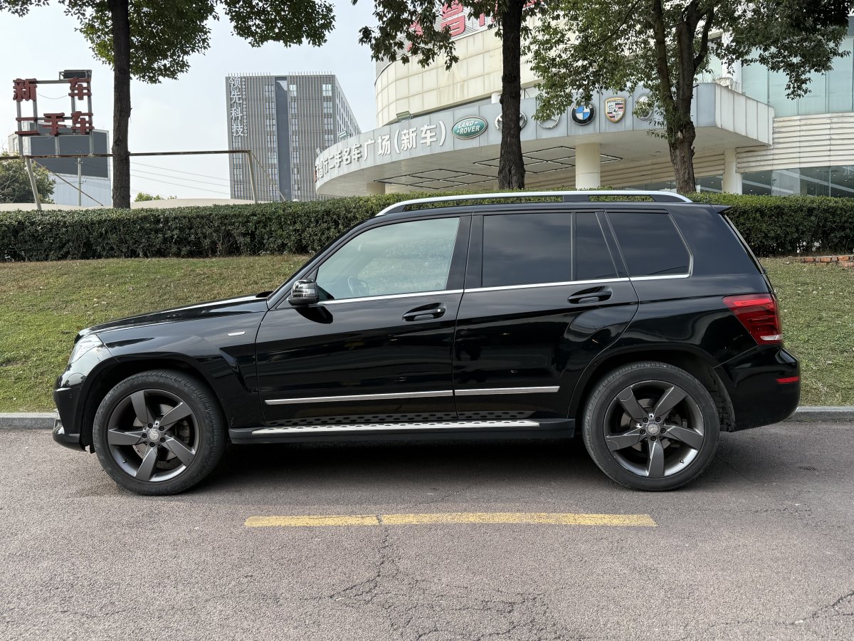 奔馳 奔馳GLK級(jí)  2015款 GLK 260 4MATIC 時(shí)尚型 極致版圖片