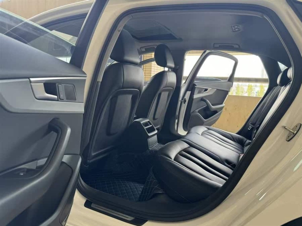 奧迪 奧迪A4L  2018款 30周年年型 40 TFSI 進(jìn)取型圖片