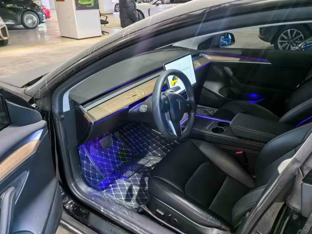 特斯拉 Model S  2021款 Plaid Plus 版圖片